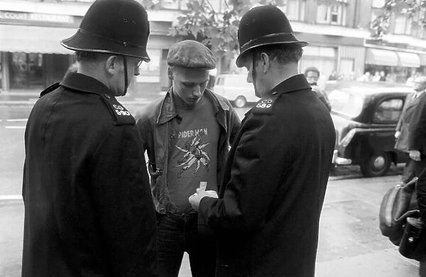 Youth Culture, punk rockers on the street clash with the police