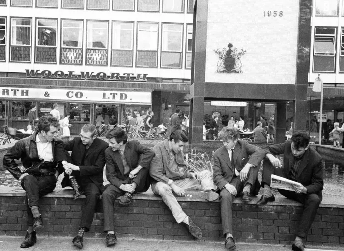 Framed Print : Youths in Stevenage, Hertfordshire. 13th October 1959 Framed Print : Youths in Stevenage, Hertfordshire. 13th October 1959