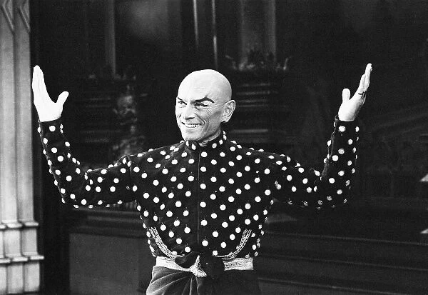 Yul Brynner, Actor at the London Palladium Theatre, 22nd August 1980