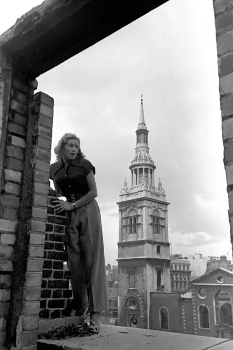 Framed Print : Yvonne Stein - Stunt Girl seen here on a bomb site close to St Pauls Cathedral, London