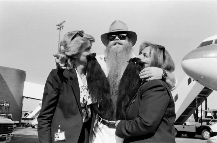 Framed Print : ZZ Top arrive at Gatwick Airport. 10th September 1986 Framed Print : ZZ Top arrive at Gatwick Airport. 10th September 1986