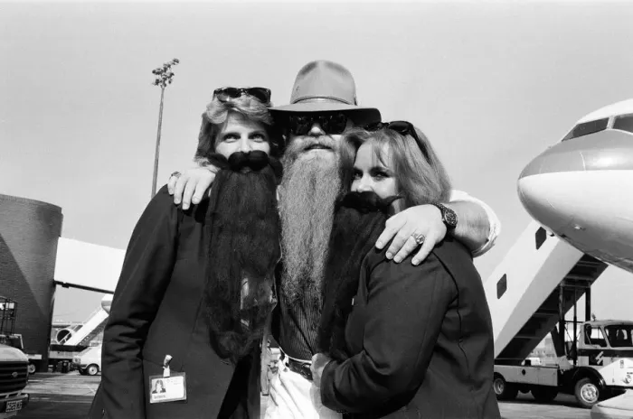 Framed Print : ZZ Top arrive at Gatwick Airport. 10th September 1986 Framed Print : ZZ Top arrive at Gatwick Airport. 10th September 1986