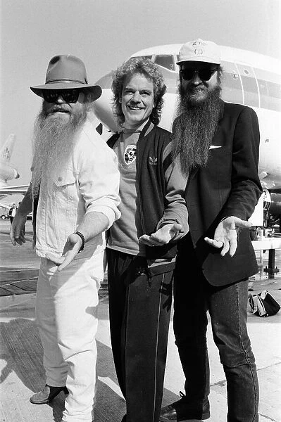 ZZ Top arrive at Gatwick Airport. 10th September 1986