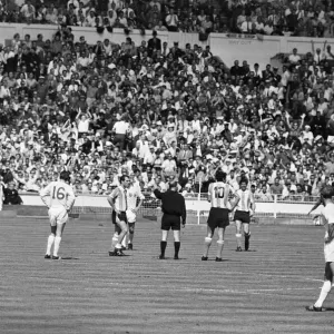 1966 England v Argentina Wembley Quarter Final Print 1966 England v Argentina Wembley Quarter Final Print