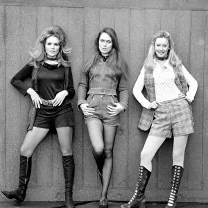 1970s Fashion: Shorts. January 1971 71-00161-004
