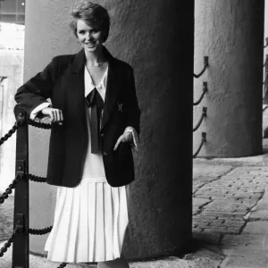 1980s Womens Fashion: Our model seen here at the Albert Dock wears a navy blazer 1980s Womens Fashion: Our model seen here at the Albert Dock wears a navy blazer