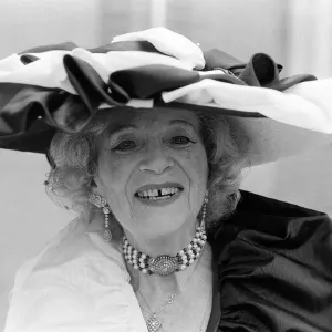 1985 Clothing Ascot Racing Fashion Ascot Fashions 1980 1985 Clothing Ascot Racing Fashion Ascot Fashions 1980