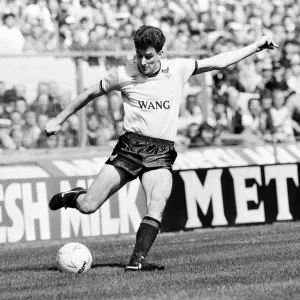 1986 Milk Cup Final at Wembley Stadium. Oxford United 3 v Queens Park Rangers 0