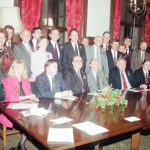1989 Labour Party Shadow Cabinet, newly elected, Photocall, Westminster, London