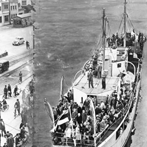 372 Estonian refugees arrive at Cork Harbour in Ireland after crossing the North Sea in