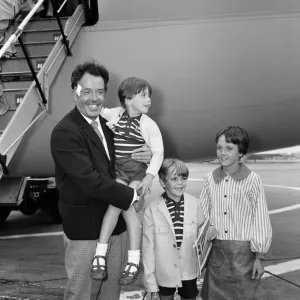 Brian Rix Arrives at LAP Print 10th September 1965 Brian Rix Arrives at LAP Print 10th September 1965