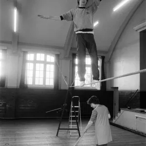 Michael Crawford High Wire Print, 8th April 1981 (00994) Michael Crawford High Wire Print, 8th April 1981 (00994)
