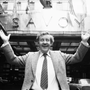 Actor Richard Briers seen here at the Savoy whilst out and about in London Actor Richard Briers seen here at the Savoy whilst out and about in London