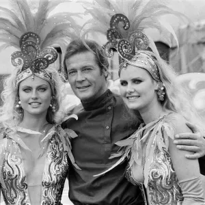 Actor Roger Moore on location at the RAF Upper Heyford, Oxon Actor Roger Moore on location at the RAF Upper Heyford, Oxon