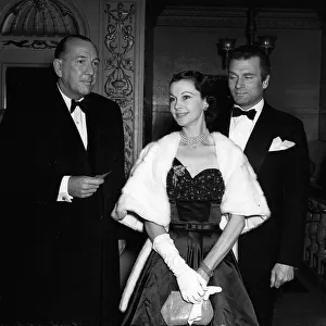 Actors Noel Coward Vivien Leigh and Lawrence Olivier at the premiere of the film