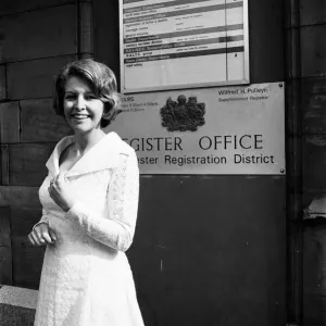 Actress Anne Reid marries Peter Eckersley at Jacksons Row Registry Office Actress Anne Reid marries Peter Eckersley at Jacksons Row Registry Office