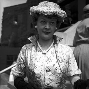 Actress Eleanor Summerfield, 1953