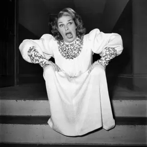 Actress Martha Raye. April 1948 O12447-001
