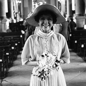 Actress Noele Gordon as Meg Richardson is married 1975 Crossroads TV