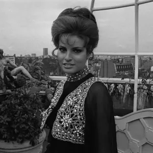 Actress Raquel Welch 1969 Actress Raquel Welch 1969