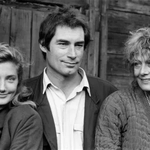 Vanessa Redgrave and Joely Richardson with Timothy Dalton in 1988 Print Vanessa Redgrave and Joely Richardson with Timothy Dalton in 1988 Print