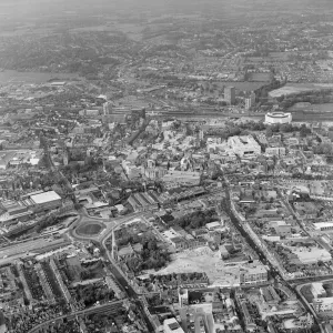 Aerial views of Reading, Berkshire. 26th October 1976 Aerial views of Reading, Berkshire. 26th October 1976