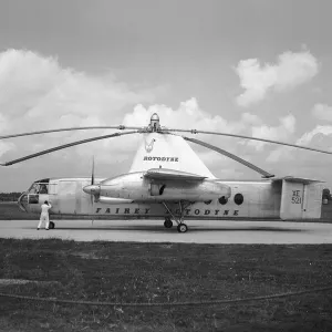 Aircraft Fairey Rotodyne vertical take-off airliner June 1958 demonstration Aircraft Fairey Rotodyne vertical take-off airliner June 1958 demonstration