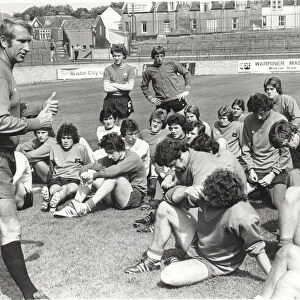 Alan Dicks gives tactical advice to the Bristol City players before an Ashton Gate game