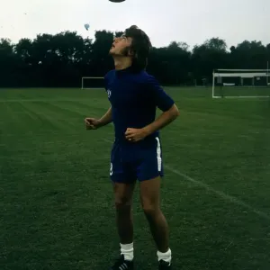 Alan Hudson Chelsea August 1970 heading football