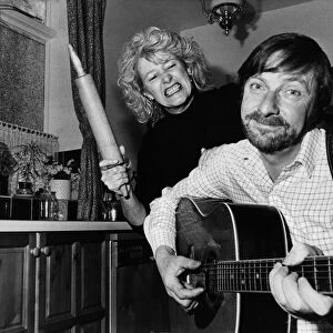 Alan Hull of Lindisfarne at home with his wife Pat. 01 / 06 / 89
