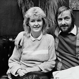 Alan Hull of the pop group Lindisfarne pictured at home with his wife Pat. 21 / 02 / 86