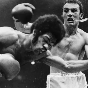 Alan Minter vs Ronnie Harris Middleweight Fight Print Alan Minter vs Ronnie Harris Middleweight Fight Print
