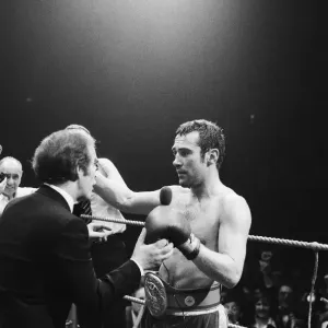 Alan Minter vs Vito Antuofermo for the WBA, WBC, The Ring Alan Minter vs Vito Antuofermo for the WBA, WBC, The Ring