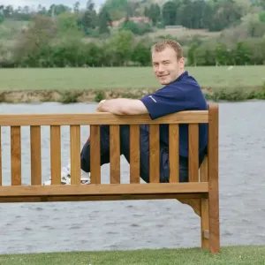Alan Shearer sitting on a park bench. 29th April 1997 Alan Shearer sitting on a park bench. 29th April 1997