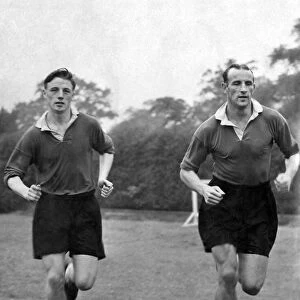 Albert Scanlon (left) and Allenby Chilton of Manchester United in training