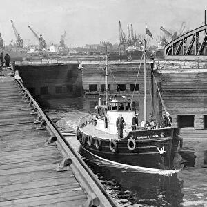 The ALDERMAN B. O. DAVIES in the lock after leaving Middlesbrough Dock preparatory to