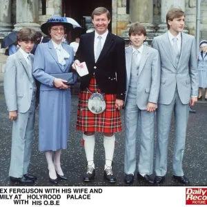 Alex Ferguson with OBE Wife family Manchester United football kilt Alex Ferguson with OBE Wife family Manchester United football kilt
