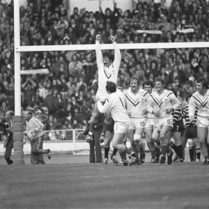 Alex Murphy celebrates scoring a try for Warrington during the Rugby League Cup Final Alex Murphy celebrates scoring a try for Warrington during the Rugby League Cup Final
