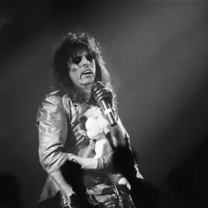 Alice Cooper (born Vincent Damon Furnier) performs at The Birmingham Odeon, Midlands