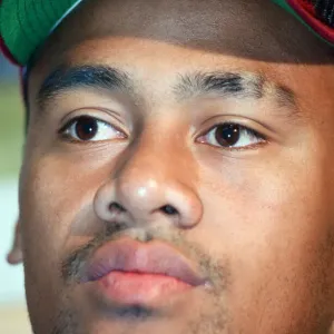 All Blacks rugby player Jonah Lomu during a press conference, while on a visit to Blaina