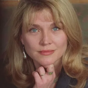AMANDA REDMAN 04 / 01 / 1995 AMANDA REDMAN 04 / 01 / 1995
