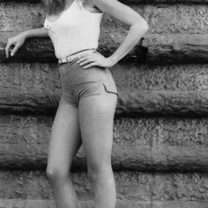 American actress Catherine Bach print, October 1981