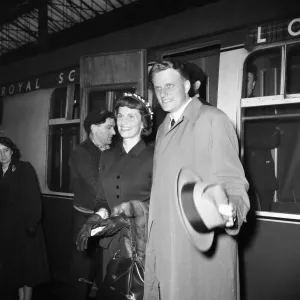 Print of Billy Graham arriving at Euston Station in London, 1955 Print of Billy Graham arriving at Euston Station in London, 1955