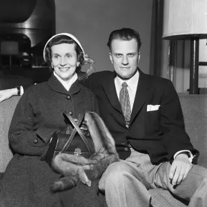 American evangelist Billy Graham pictured with his wife Ruth upon arrival at Southampton American evangelist Billy Graham pictured with his wife Ruth upon arrival at Southampton