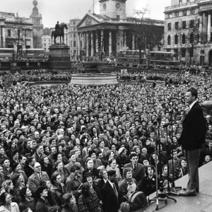 American evangelist Billy Graham speaks to a huge crowd gathered at Traflagar Square in American evangelist Billy Graham speaks to a huge crowd gathered at Traflagar Square in