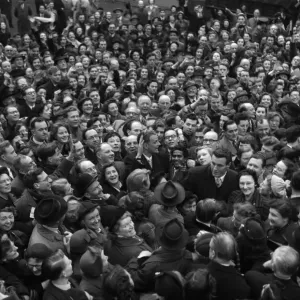 American evangelist Billy Graham is welcomed by huge enthusiastic crowds at Waterlooo American evangelist Billy Graham is welcomed by huge enthusiastic crowds at Waterlooo