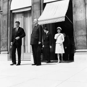 Print of John F Kennedy with Charles De Gaulle at the Elysee Palace