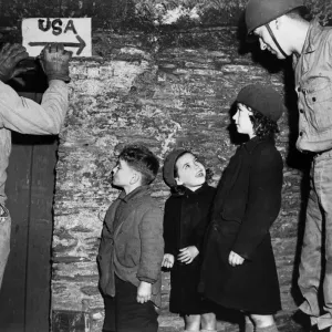 American servicemen stationed in Dartmouth for the preparation of Operation Overlord American servicemen stationed in Dartmouth for the preparation of Operation Overlord