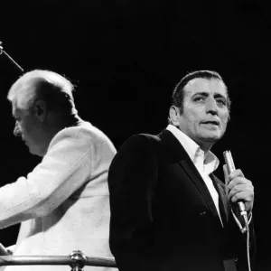 Tony Bennett with London Philharmonic Orchestra Print 31-1-71