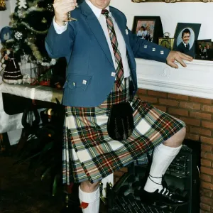 Andy Stewart at Home Christmas Print (00430) Andy Stewart at Home Christmas Print (00430)